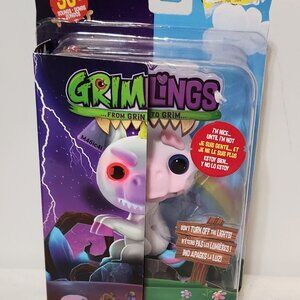 Fingerlings Grimlings Evil Gigi Unicorn 30+ Sounds Interactive Pet Toy